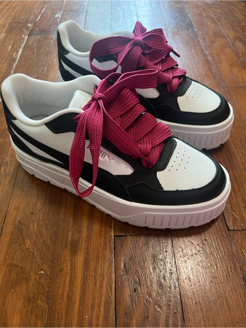 PUMA Karmen II IDOL Platform Sneakers Black White Fuschia Laces Sz 6 BIG KIDS